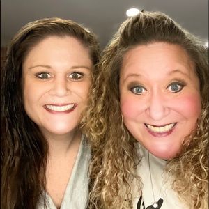 Meet your Posher, Monica